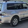 Mitsubishi pajero with sunroof thumb 7