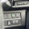 Nissan Serena s-hybrid thumb 3
