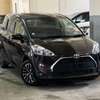 Toyota Sienta hybrid 7seater 2019 thumb 1