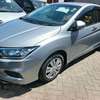 Honda Grace nom hybrid thumb 3