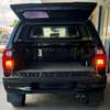 Toyota hilux thumb 9