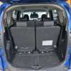 Toyota sienta hybrid thumb 1