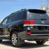 TOYOTA LANDCRUISER V8 ZX 2019MODEL SUNROOF PETROL thumb 1
