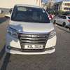 Toyota Noah thumb 2