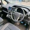 Toyota Voxy HYBRID white 2019 thumb 5