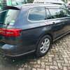 Volkwagen Passat hatchback thumb 3