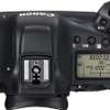 Canon EOS-1DX Mark II DSLR Camera thumb 0