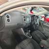 Volkswagen Tiguan white lounge 2017 thumb 5