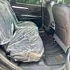 Toyota kluger newshape thumb 6