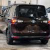 Toyota Sienta hybrid 7seater 2019 thumb 11