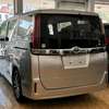 Toyota Noah, 8seater thumb 2