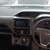 Toyota Noah hybrid Gold 2018 thumb 8