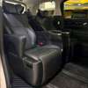 Toyota velfire 2020 thumb 4