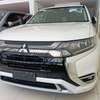 Mitsubishi Outlander SUV White Spacious Reliable thumb 1