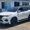 Toyota fortuner 2018model thumb 2