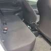 Toyota vitz thumb 6