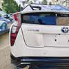 Toyota Prius hybrid thumb 4