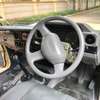 TOYOTA LAND CRUISER PICKUP 79 SERIES DIESEL thumb 9