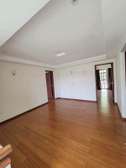 4 Bed Townhouse with En Suite in Kitisuru