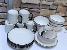 Unbranded Ceramic Dinnerware Set 18-Piece White Black