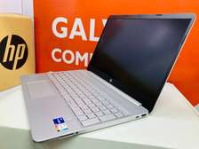 HP 15-dw3xxx Laptop 15.6” Core i7 1TB SSD 8GB RAM