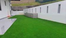 Backyard well fitted artificial turf