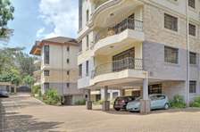 Serviced 1 Bed Apartment with En Suite in Upper Hill