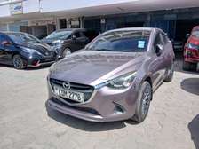 Mazda demio KDM 2016