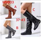 Quality ladies knee boots