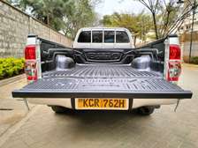 TOYOTA HILUX LOCAL PICKUP  MANUAL GEAR, 2KD DIESEL ENGINE