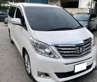 Toyota Alphard ( mkopo accepted)