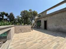 5 Bed Villa with En Suite in Lavington