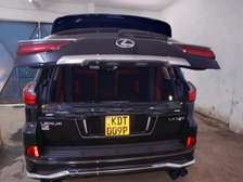 Lexus 570  2017 model