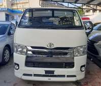 TOYOTA HIACE(We accept hire purchase)