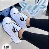 Ladies Fashion Sneakers Sizes 37 _ 42

Normal fitting