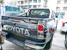Toyota Hilux double cabin manual