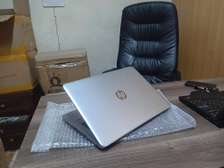 Hp elitebook 840 g3 Intel corei5 8gb 256ssd 6th gen