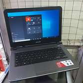 Acer laptop 4gb ram 250