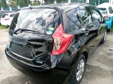 Black Nissan note