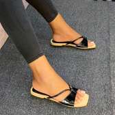 Sandals Size: 36-41
Price ksh 1699