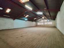 26,000 ft² Warehouse with Parking in Industrial Area