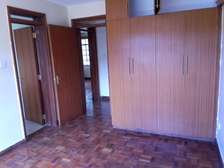 Lavington-Lovely three bedrooms Apt for rent.