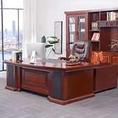 Curved Executive Mahogany 1800mm Office Desk
