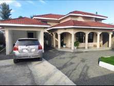 6 Bed House with En Suite at Ideal Estate