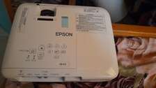 EPSON EB-X31 Projector