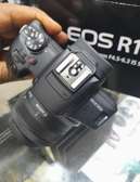 CANON EOS R100