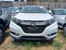 HONDA VEZEL NEW IMPORT.