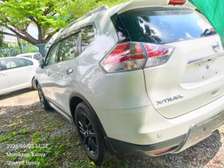 Nissan X-trail white pure drive 2016