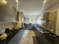 4 Bed House with En Suite in Gigiri