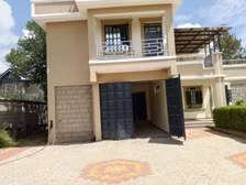Lovely 4 BR House plus Sqs in Ongata Rongai